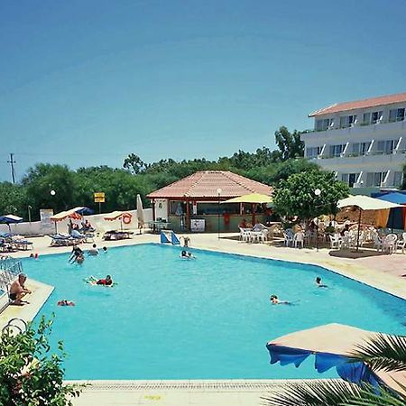 Hotel Adelais Bay Paralimni Exterior foto